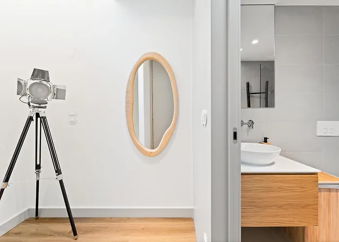 Bonjardim - Modern Garden Duplex N Appartement