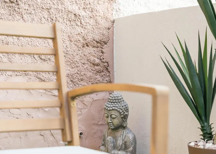 Bonjardim - Modern Garden Duplex N