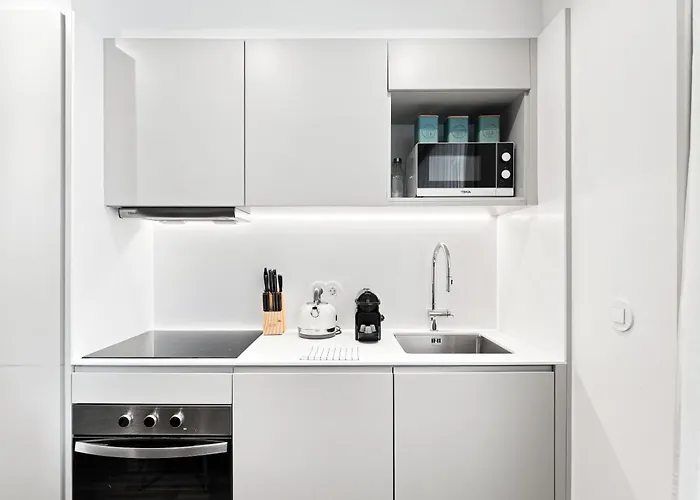 Bonjardim - Modern Garden Duplex N Appartement Porto