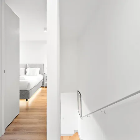 Bonjardim - Modern Garden Duplex N