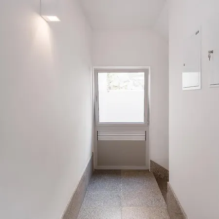 Bonjardim - Modern Garden Duplex N * Porto