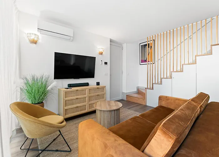 Bonjardim - Modern Garden Duplex N Apartment Porto